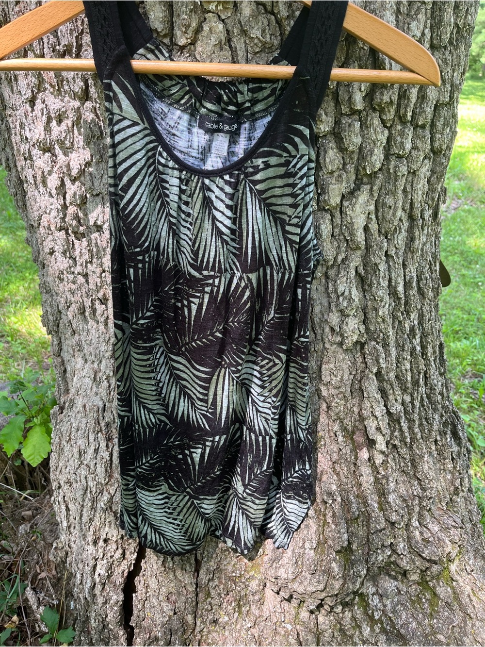 ⭐️Cable & Gauge Sleeveless Blouse in size M